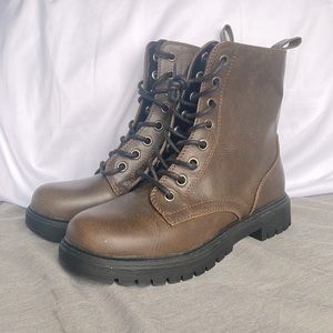 Brown Combat Boots!!